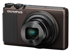 Una nueva y ligera XZ se pone a la cabeza de las compactas Olympus 