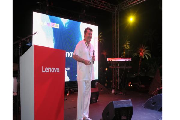 lenovo lleva a sus clientes a marrakech y crea una atmsfera que les haga diferentes lenovo lleva a sus clientes a marrakech y crea una atmsfera que les haga diferentes