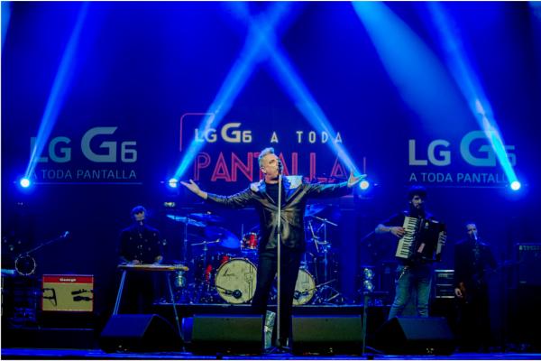 el smartphone lg g6 abre el teatro real a loquillo el smartphone lg g6 abre el teatro real a loquillo