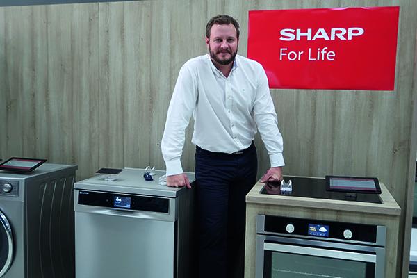sharp se pone a punto para la ifa tras su regreso a espaa sharp se pone a punto para la ifa tras su regreso a espaa
