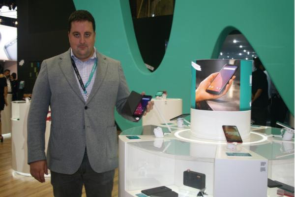 wiko se reafirma en las pantallas infinitas con view wiko se reafirma en las pantallas infinitas con view