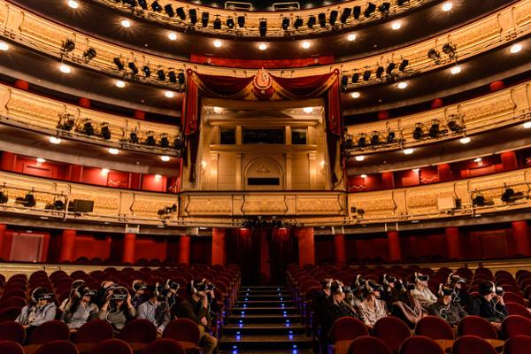 samsung lleva la realidad virtual al teatro real en la celebracin de su 200 aniversario samsung lleva la realidad virtual al teatro real en la celebracin de su 200 aniversario