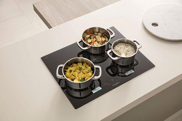 whirlpool imparte unas jornadas de formacin sobre sus nuevos productos whirlpool imparte unas jornadas de formacin sobre sus nuevos productos