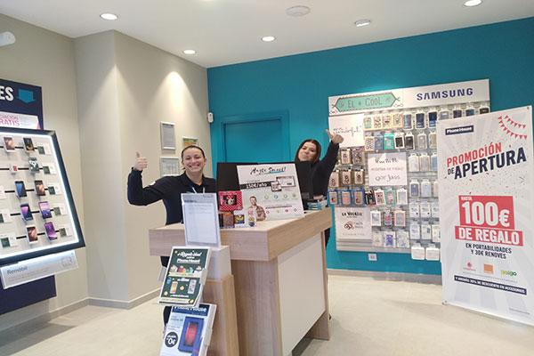 phone house abre su primera tienda en berga barcelona phone house abre su primera tienda en berga barcelona