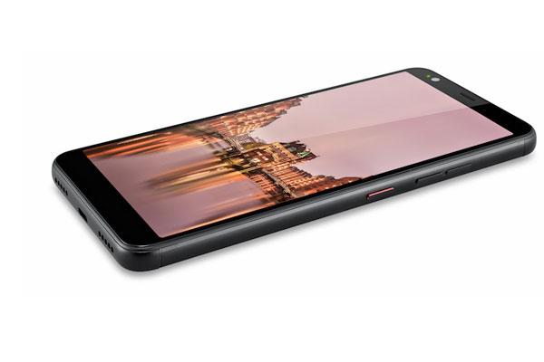 gigaset exhibe en el mwc su nuevo smartphonenbspgs370 gigaset exhibe en el mwc su nuevo smartphonenbspgs370
