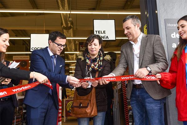 worten villanueva de la serena abre sus puertas la tercera tienda de la compaa en extremadura
worten villanueva de la serena abre sus puertas la tercera tienda de la compaa en extremadura