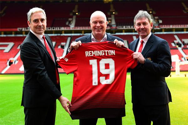 manchester united firma con remington un acuerdo global de colaboracin durante varios aos manchester united firma con remington un acuerdo global de colaboracin durante varios aos