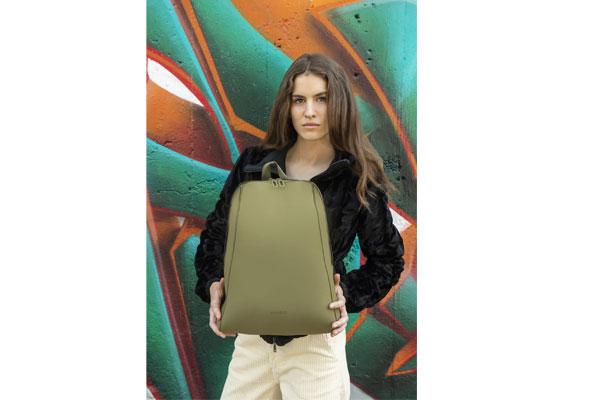 tres diseos rompedores en mochilas y fundas tucano tres diseos rompedores en mochilas y fundas tucano