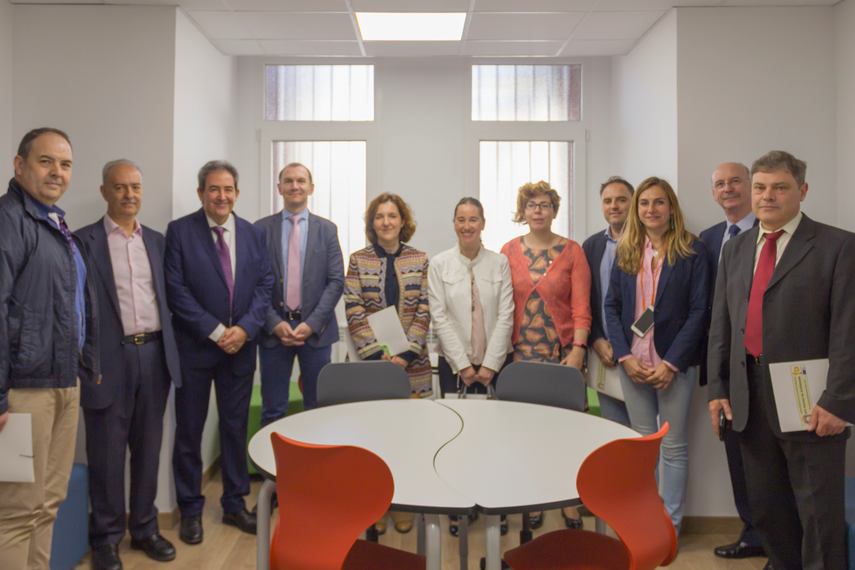 fersay apoya la fp dual y asiste a la inauguracin de la nueva sala de emprendimiento fersay apoya la fp dual y asiste a la inauguracin de la nueva sala de emprendimiento