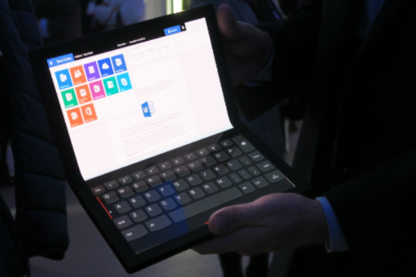 lenovo-muestra-el-primer-ordenador-portatil-foldable-del-mundo-en-su