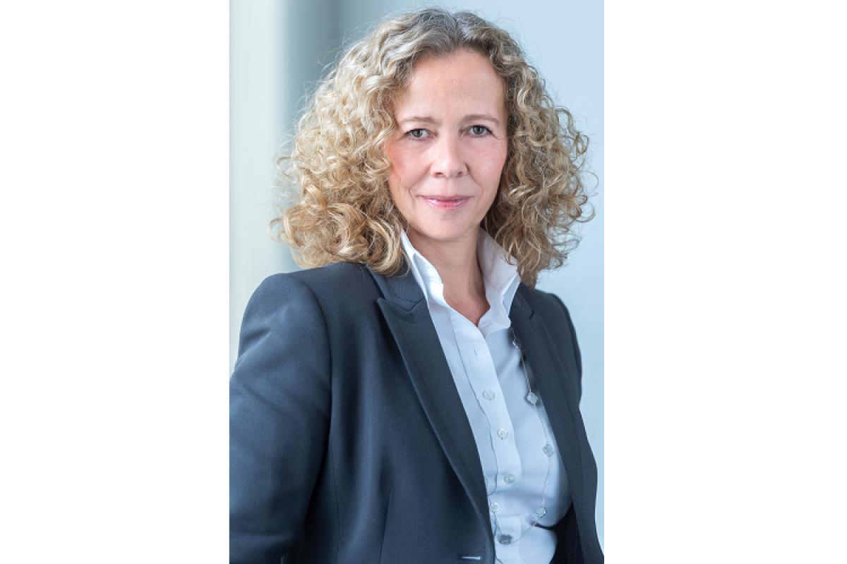 stefanie corinth nueva vicepresidenta de ventas senior para emea de nec stefanie corinth nueva vicepresidenta de ventas senior para emea de nec