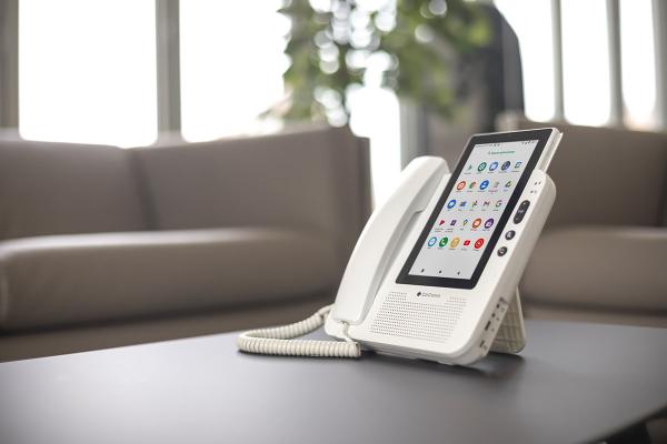 cocomm_lanza_telefono_23412_20210629051656.png (600×400)