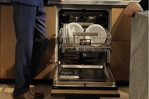 armonia-perfecta-entre-el-nuevo-concepto-de-cocina-y-electrodomestic