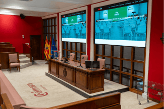 Hikvision renueva el salón de plenos de la Cámara de Comercio de Zaragoza con tecnología LED de vanguardia