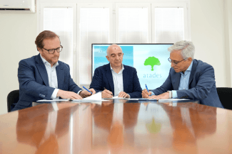 Cata Group firma un acuerdo de colaboración con la Asociación ATADES y Jeelperg para el montaje de unidades especiales en Zaragoza