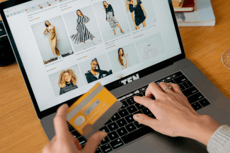 España encabeza el uso de IA para compras online: el 76 % recurre a ella y el 67 % prevé hacerlo en el futuro