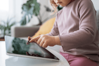 RAEE Andalucía recuerda la importancia de la gestión adecuada de los dispositivos electrónicos al finalizar el curso escolar