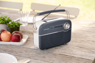 THOMSON presenta su nueva gama de radios solares