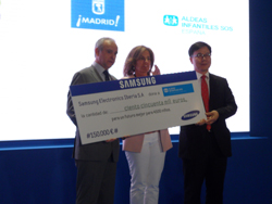 samsung entrega 150000 euros a aldeas infantiles sos samsung entrega 150000 euros a aldeas infantiles sos