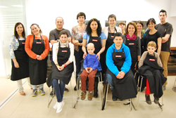 miele center y la aecc convierten en chefs a nios y adolescentes del hospital de vall d miele center y la aecc convierten en chefs a nios y adolescentes del hospital de vall d