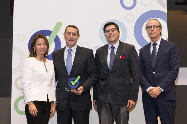 bsh electrodomeacutesticos espantildea obtiene el premio prevencionar 2016 bsh electrodomeacutesticos espantildea obtiene el premio prevencionar 2016