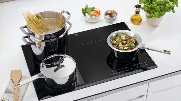 electrolux lanza la nueva gama de menaje infinite chef collection electrolux lanza la nueva gama de menaje infinite chef collection