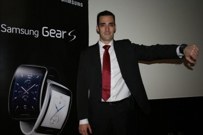 el gear s es el nico wearable del mercado que ofrece 3g wifi gps y bluetooth integrados el gear s es el nico wearable del mercado que ofrece 3g wifi gps y bluetooth integrados