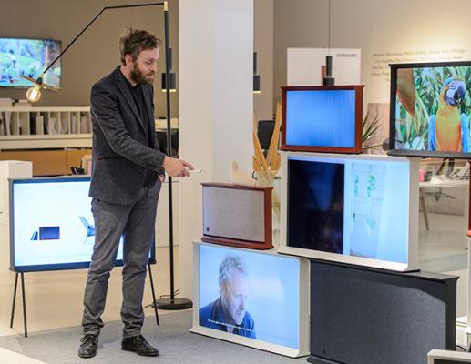 llega a espantildea el televisor de disentildeo serif tv de samsung llega a espantildea el televisor de disentildeo serif tv de samsung