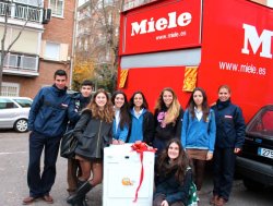miele colabora con la iniciativa solidaria smile seekers miele colabora con la iniciativa solidaria smile seekers
