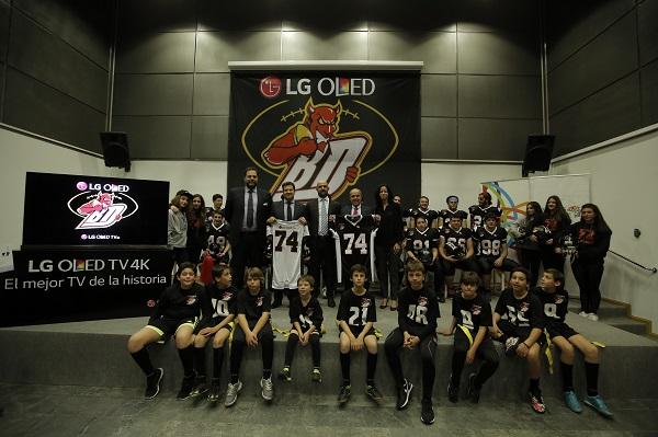 lg oled black demons las rozas la apuesta por el fuacutetbol americanonbsp lg oled black demons las rozas la apuesta por el fuacutetbol americanonbsp