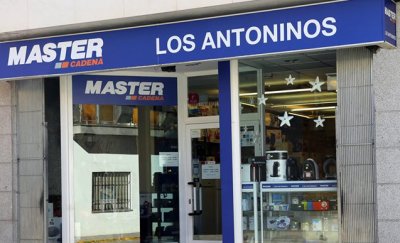 reapertura en toledo de la tienda los antoninos junto con master cadena reapertura en toledo de la tienda los antoninos junto con master cadena