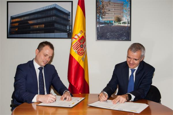 samsung firma un acuerdo de colaboracioacuten con el incibe samsung firma un acuerdo de colaboracioacuten con el incibe