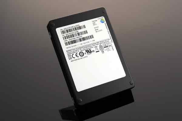 samsung lanza el ssd de mayor capacidad del mundo para sistemas de almacenamiento empresarialnbsp samsung lanza el ssd de mayor capacidad del mundo para sistemas de almacenamiento empresarialnbsp