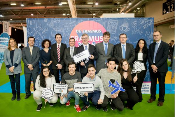 samsung y el mecd presentan el proyecto quotasignatura empatiacuteaquot contra el acoso escolar samsung y el mecd presentan el proyecto quotasignatura empatiacuteaquot contra el acoso escolar