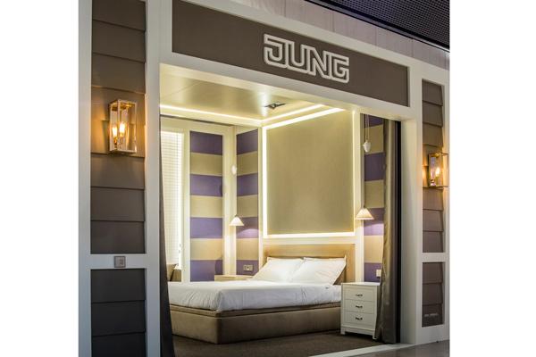 la solucioacuten domoacutetica knx de jung puesta a prueba en la feria interihotel la solucioacuten domoacutetica knx de jung puesta a prueba en la feria interihotel